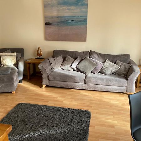 River Courtyard Apartment In The Heart Of Stneots Saint Neots Exterior photo
