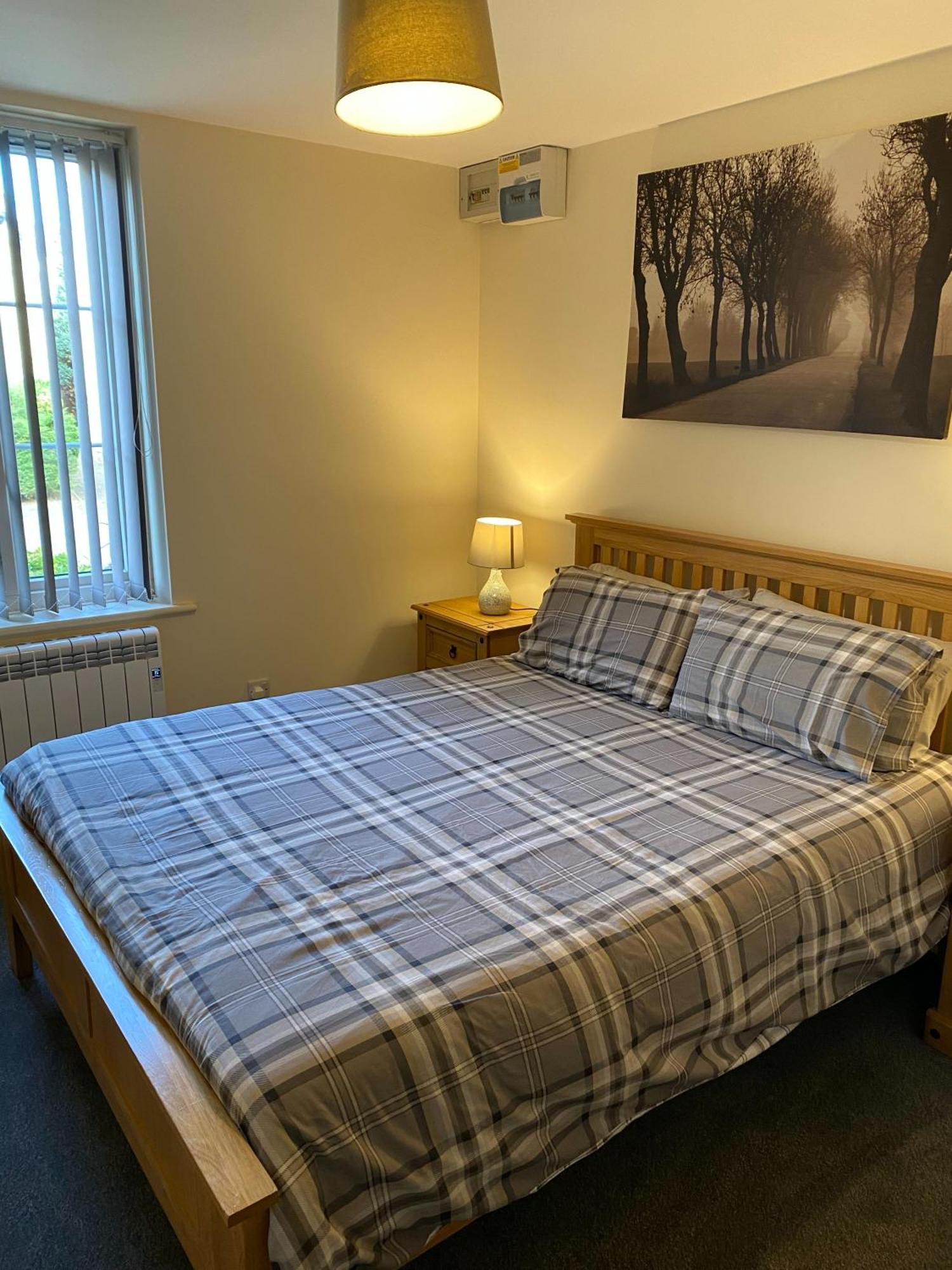 River Courtyard Apartment In The Heart Of Stneots Saint Neots Exterior photo